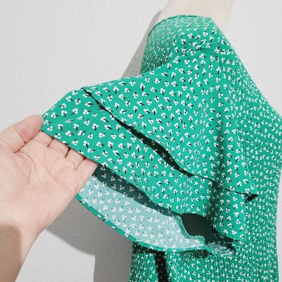 NEW Adrianna Papell Emerald Double flutter sleeve top blouse Womans Size 1X - Picture 4 of 11